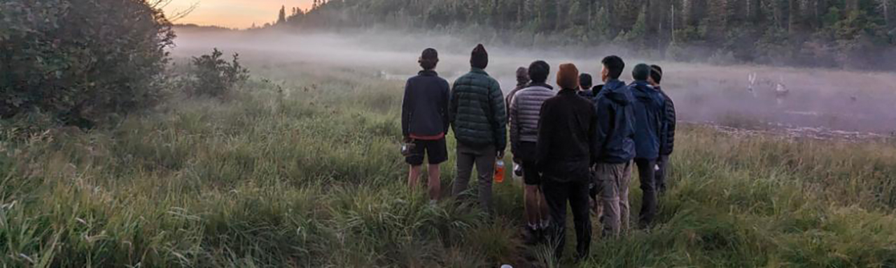 Passage 2023 - Students looking across foggy area