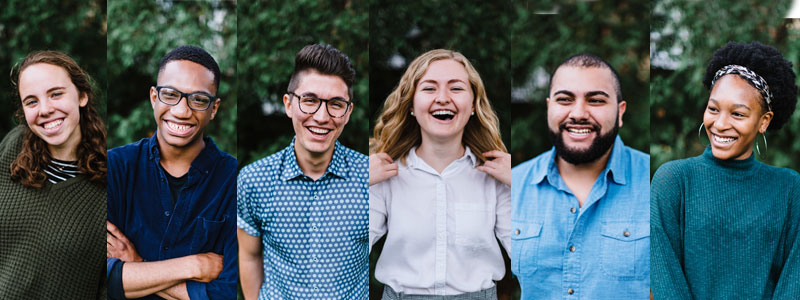 Wheaton College IL Students Smiling