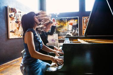 Greg Anderson and Elizabeth Joy Roe play piano