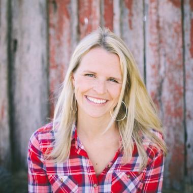 Wheaton College Alumna Betsy Johnson Curlin