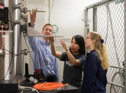 Darren Craig with Wheaton College Physics Students